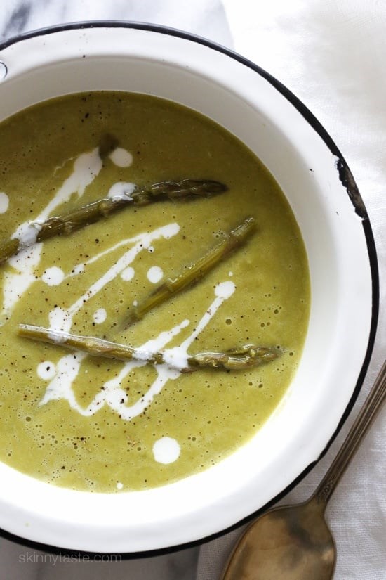 Cream of asparagus soup
