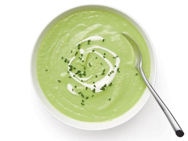 Cream of asparagus soup