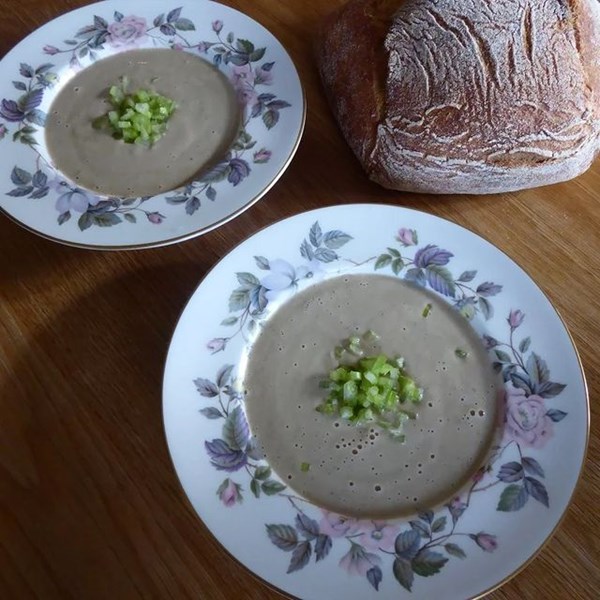 Cream of chestnut soup (Le potage d'Aquitaine)