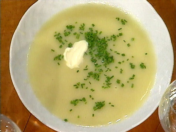 Cream of leek and potato soup