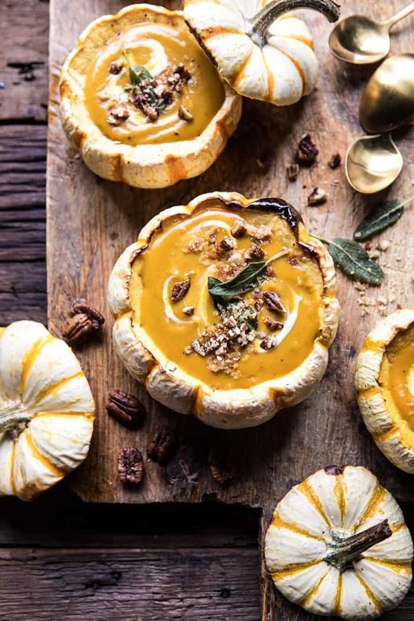 Cream of pumpkin soup with maple pecans