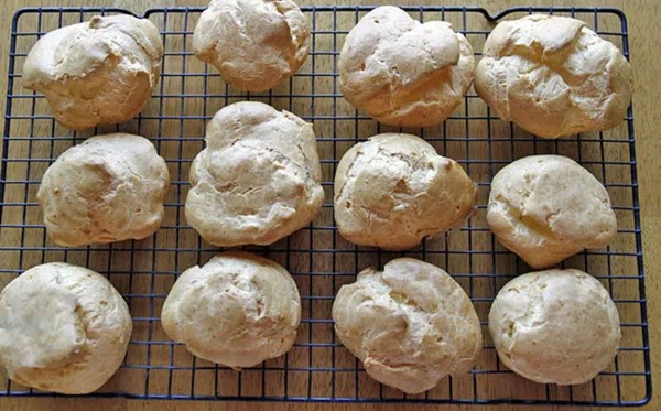 Cream puff dough (Pate à choux)