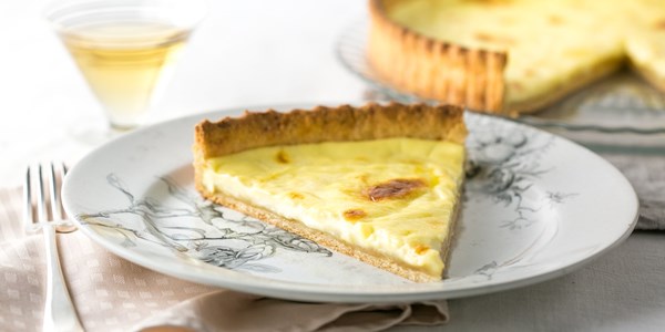 Cream tart from the Vaud region (La tarte Vaudoise à la crème)