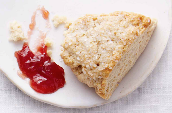 Cream tea scones