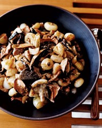 Creamed cipollini onions and mushrooms