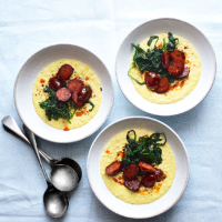 Creamed corn with spinach and chorizo