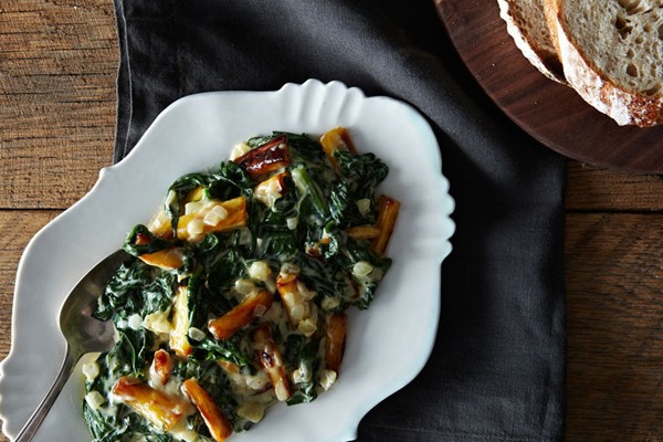 Creamed spinach with parsnips