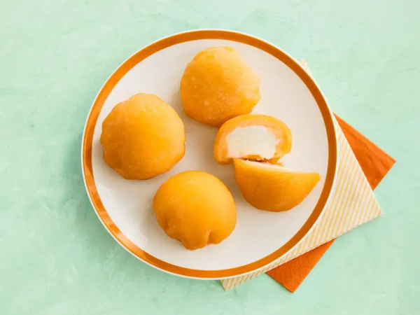 Creamsicle mochi ice cream