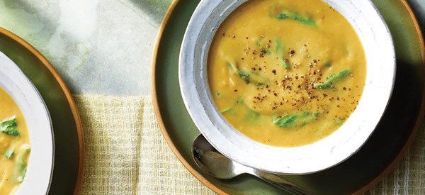 Creamy artichoke and greens soup 