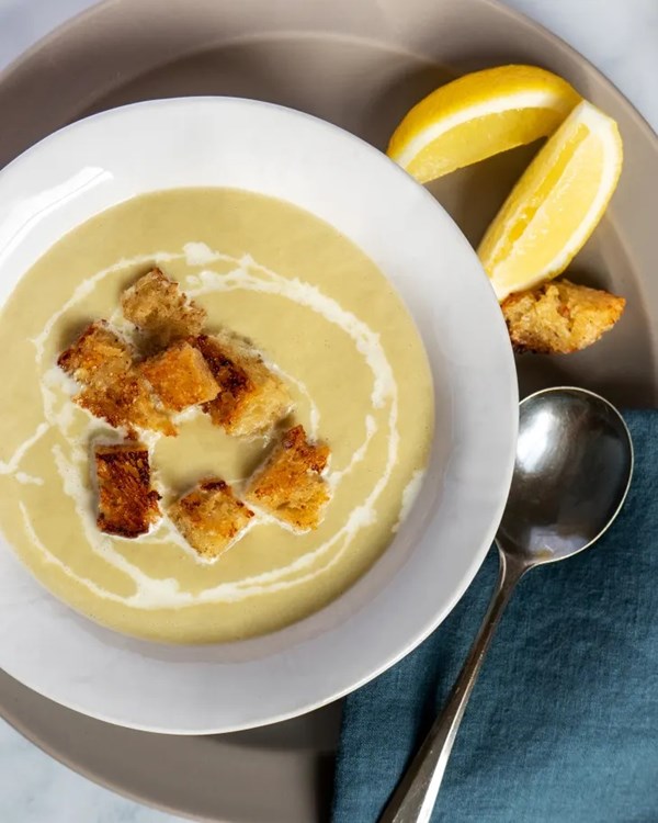 Creamy artichoke soup with lemon-garlic croutons 