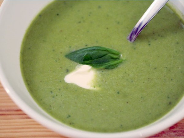 Creamy asparagus, basil, and crème fraîche velouté