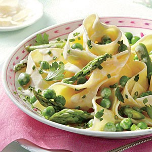 Creamy asparagus, herb, and pea pasta