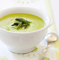 Creamy asparagus soup