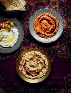 Creamy aubergine & tahini dip (Baba ganoush/moutabal el-batinjan)