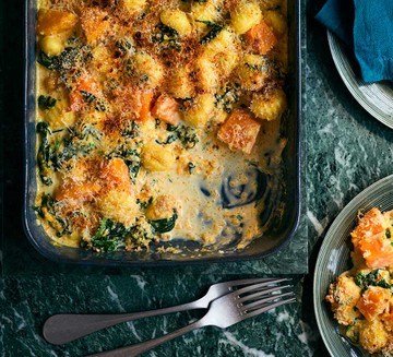Creamy baked gnocchi with squash & spinach