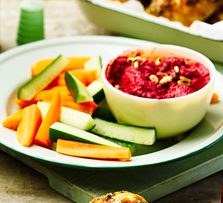 Creamy beetroot houmous