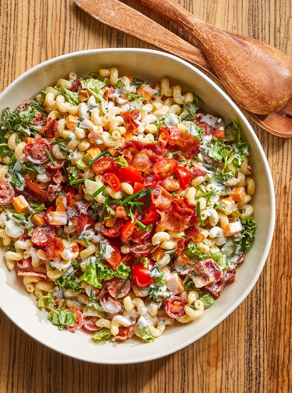 Creamy BLT pasta salad