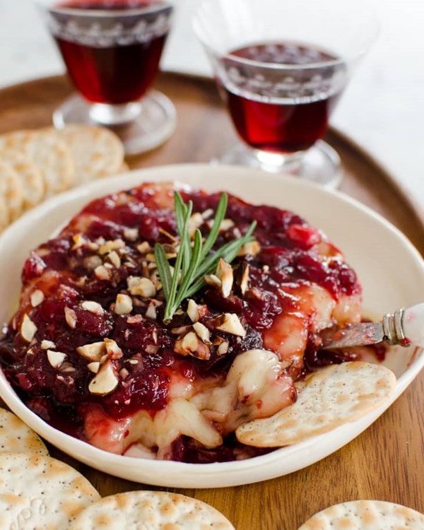 Creamy Brie with cranberry sauce