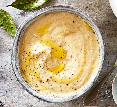 Creamy brioche bread sauce