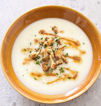 Creamy cauliflower soup