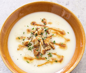 Creamy cauliflower soup