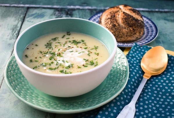  Creamy cauliflower soup