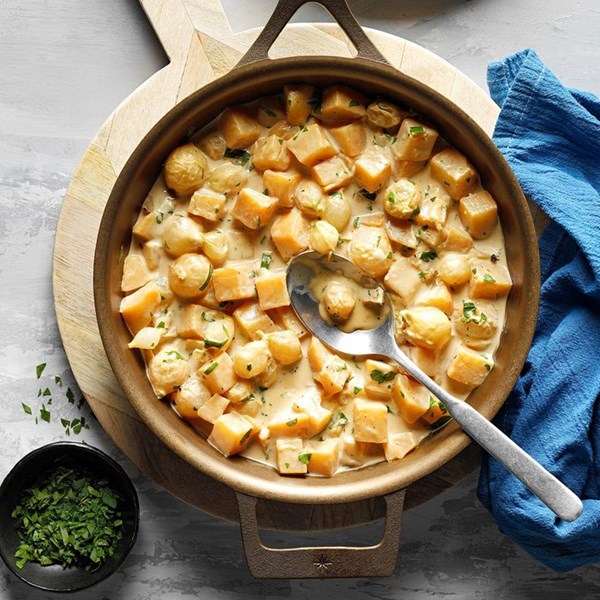 Creamy celery root & pearl onions