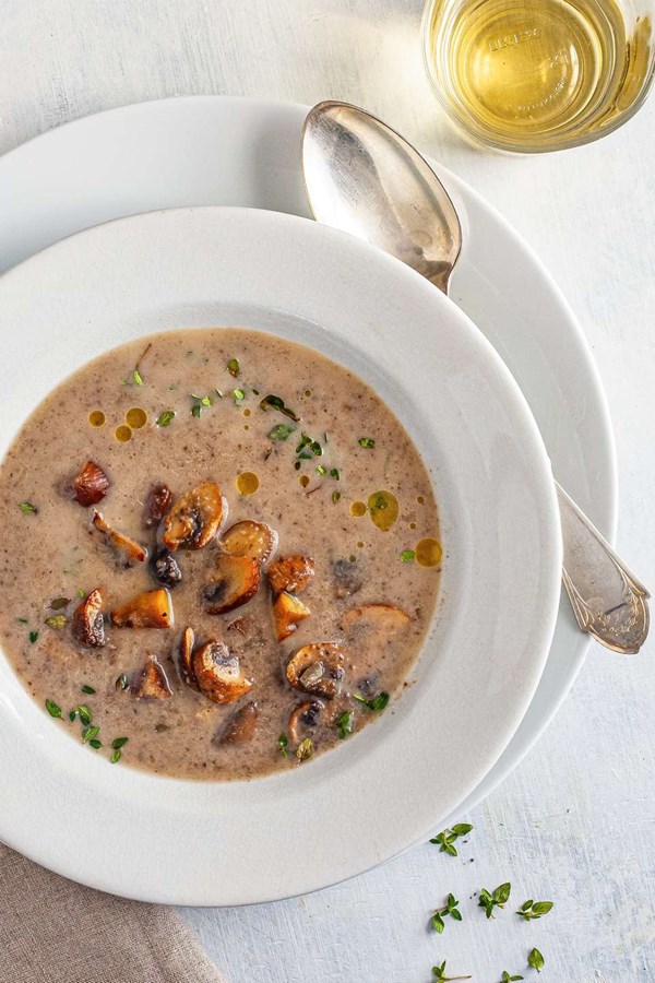 Creamy chestnut mushroom soup