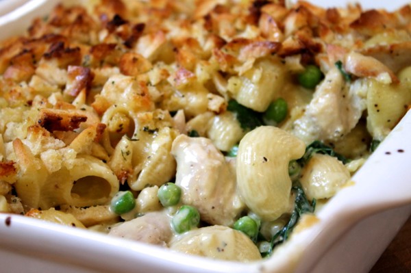 Creamy chicken & basil macaroni cheese 