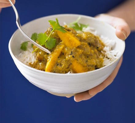 Creamy chicken & mango curry