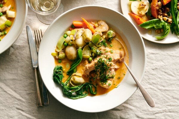 Creamy chicken and spring vegetables 