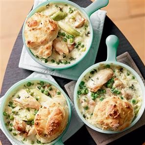Creamy chicken cobbler