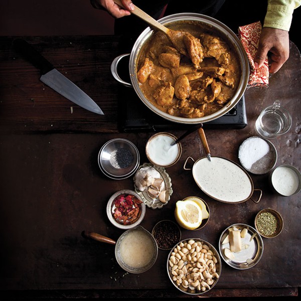 Creamy chicken curry (Murgh korma)