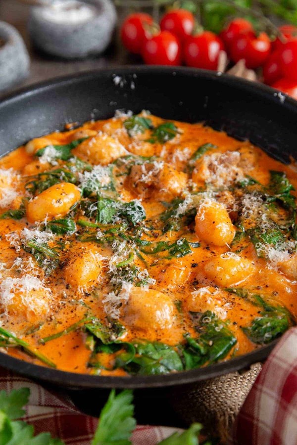 Creamy chicken gnocchi