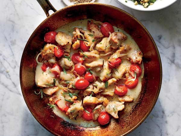 Creamy chicken-tomato skillet