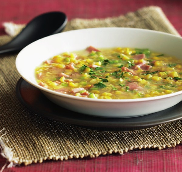 Creamy corn soup with ham