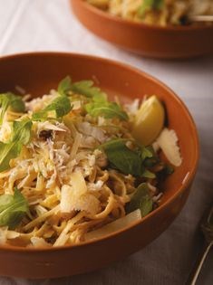 Creamy crab linguine