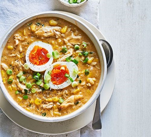 Creamy curried chicken & rice soup
