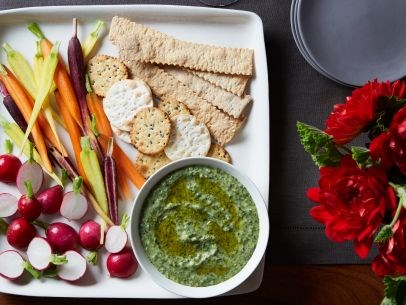Creamy escarole and white bean dip