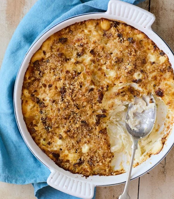 Creamy fennel, lemon & pecorino bake