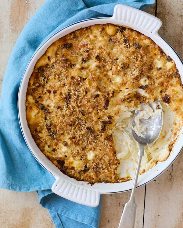 Creamy fennel, lemon and pecorino bake