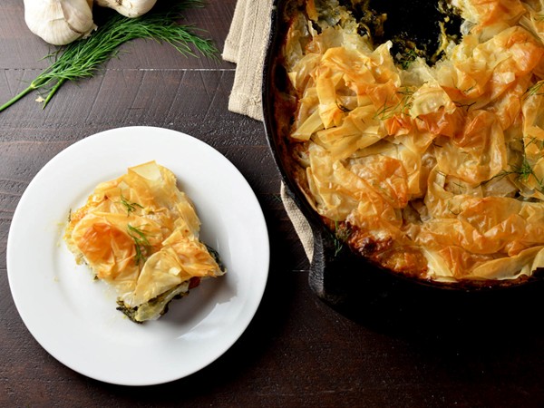 Creamy garlic chicken spanakopita skillet