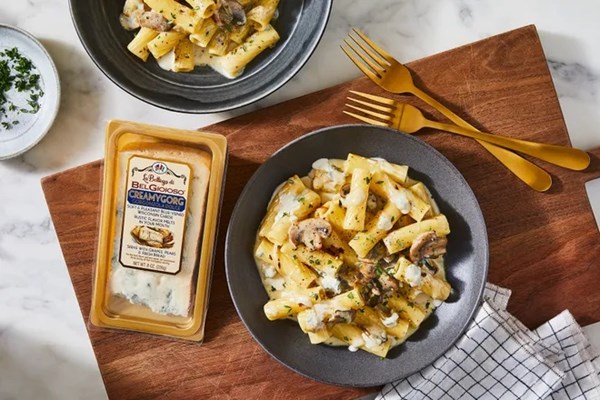 Creamy Gorgonzola pasta with mushrooms