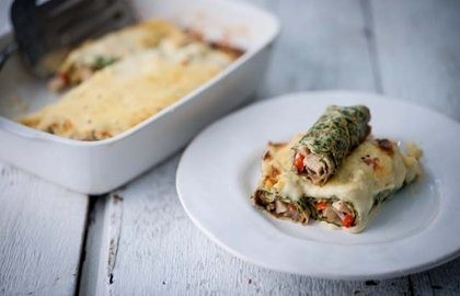 Creamy green crêpes