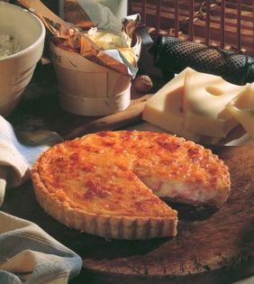 Creamy ham tart