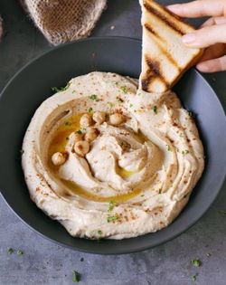 Creamy hummus