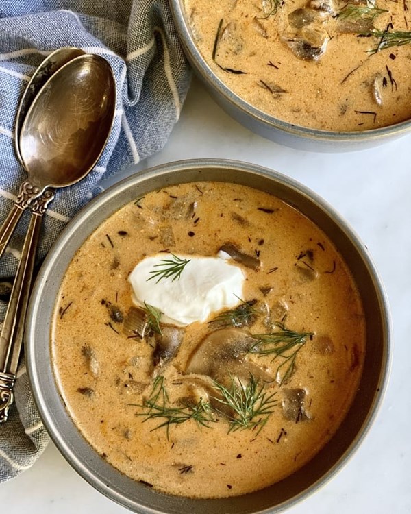 Creamy Hungarian mushroom soup