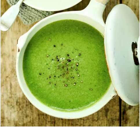 Creamy leek & bean soup