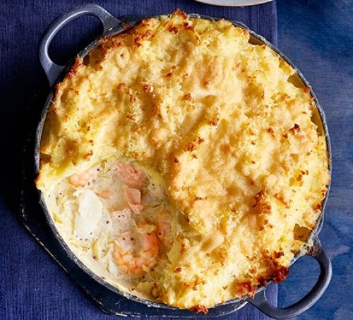 Creamy leek & fish pie