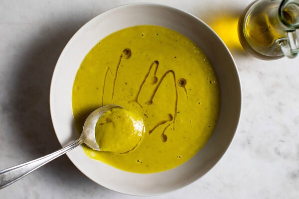 Creamy leek and parsnip soup